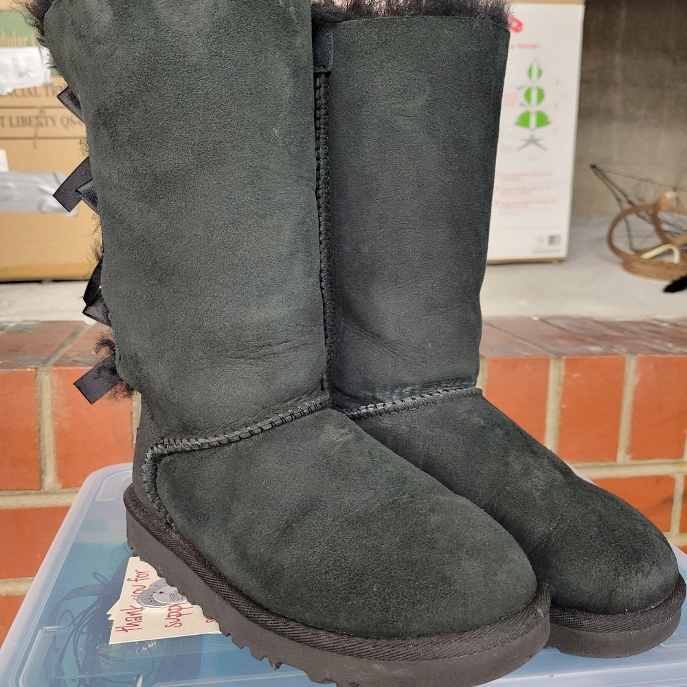 Youth Uggs